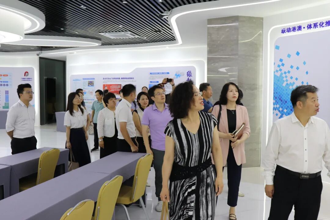 南北聯(lián)動謀發(fā)展—“穗連攜手 材聚未來”新材料新技術領域企業(yè)對接交流會在穗成功舉辦